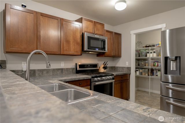 7709 86th Avenue NE, Marysville, WA 98270