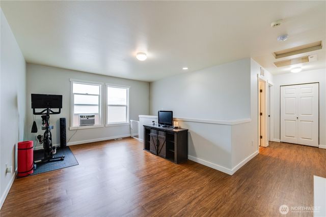 7709 86th Avenue NE, Marysville, WA 98270