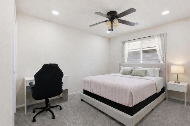 8806 Willow Wind Lane, Houston, TX 77083