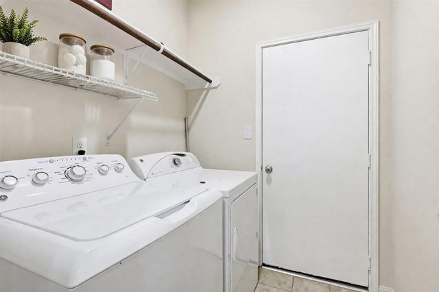 8806 Willow Wind Lane, Houston, TX 77083