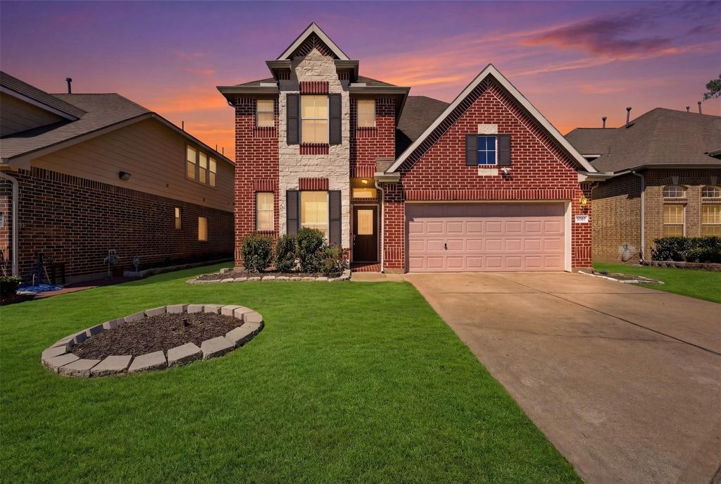 8806 Willow Wind Lane, Houston, TX 77083