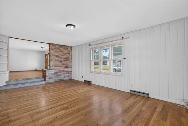 24 S Reed Street, Joliet, IL 60436