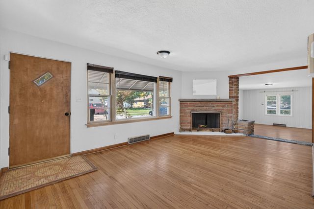 24 S Reed Street, Joliet, IL 60436