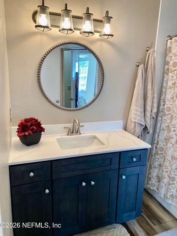 1717 COUNTY ROAD 220 1705, Fleming Island, FL 32003