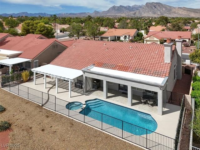 2900 Crown Ridge Drive, Las Vegas, NV 89134
