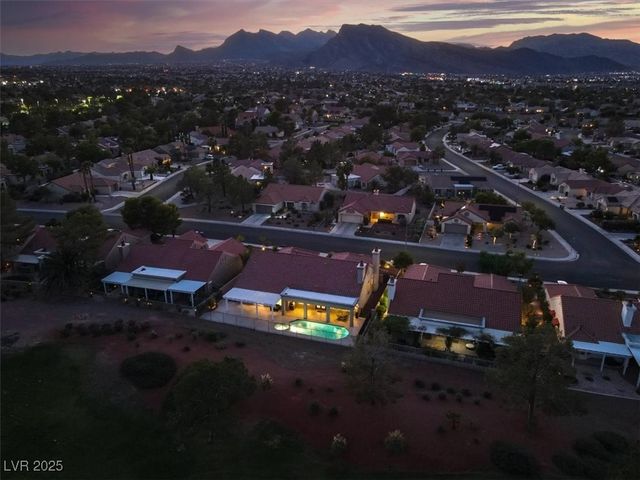 2900 Crown Ridge Drive, Las Vegas, NV 89134