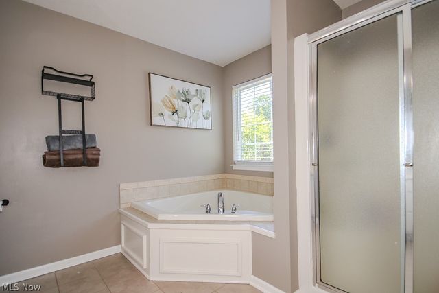 975 Outrigger Cove, Painesville Twp, OH 44077