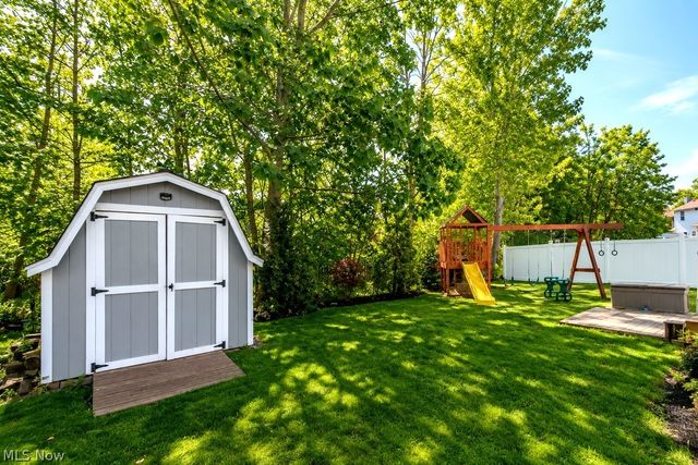 975 Outrigger Cove, Painesville Twp, OH 44077