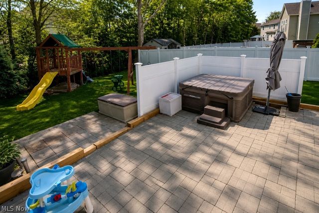 975 Outrigger Cove, Painesville Twp, OH 44077