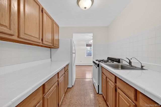 1042 Fox Street, Bronx, NY 10459