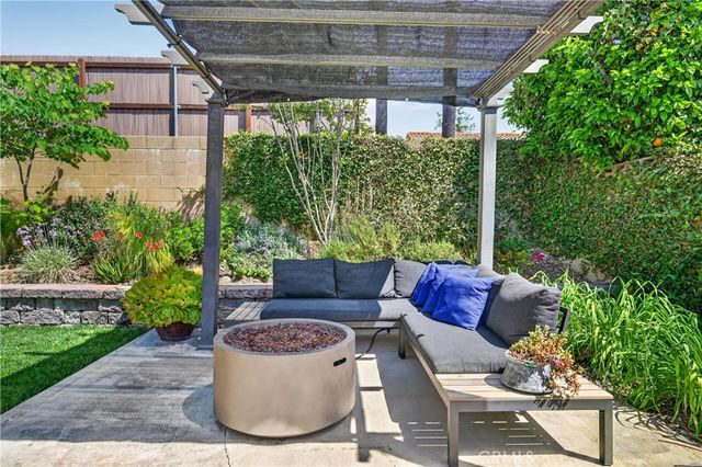 6214 Moonstone, Alta Loma, CA 91701