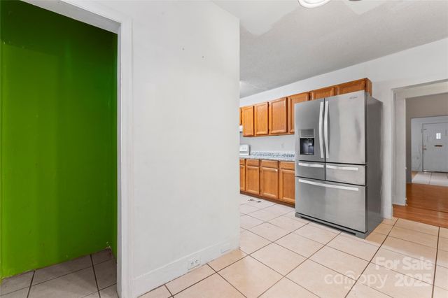 317 Campus Street, Charlotte, NC 28216