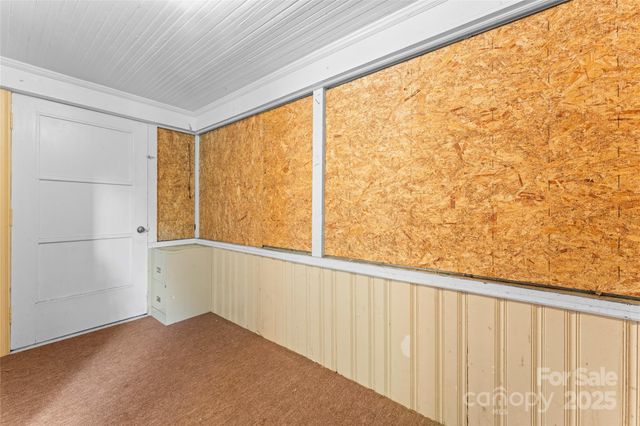 317 Campus Street, Charlotte, NC 28216