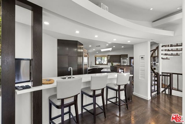 31833 Sea Level Drive, Malibu, CA 90265