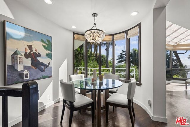 31833 Sea Level Drive, Malibu, CA 90265