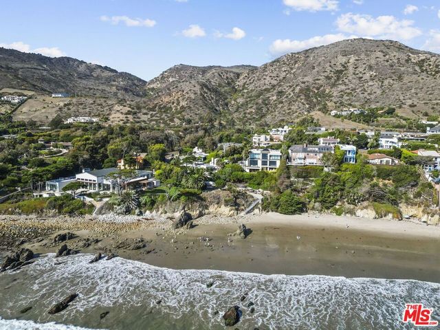 31833 Sea Level Drive, Malibu, CA 90265