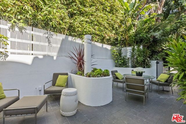 31833 Sea Level Drive, Malibu, CA 90265