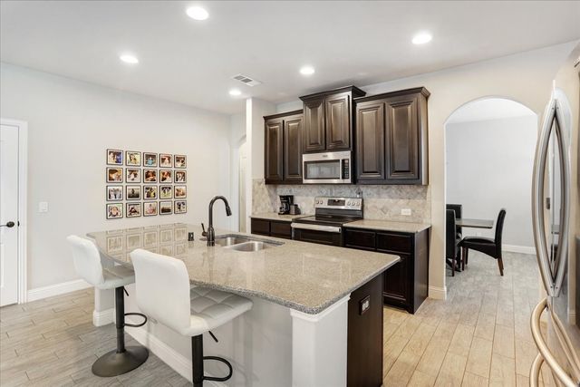 3656 Rosewood, Denison, TX 75020