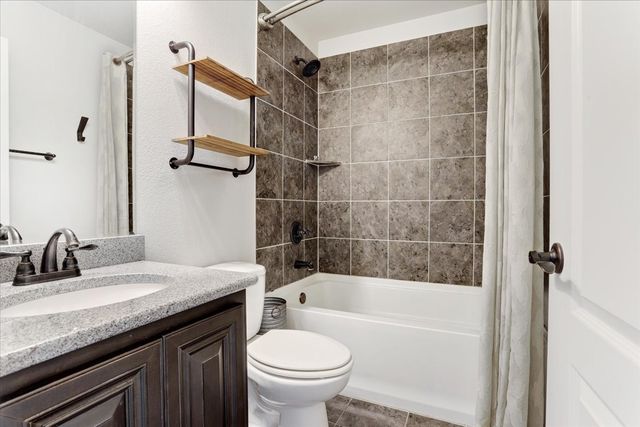 3656 Rosewood, Denison, TX 75020