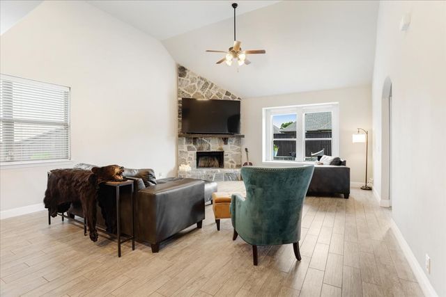 3656 Rosewood, Denison, TX 75020