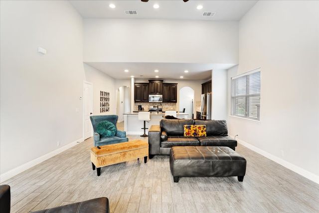 3656 Rosewood, Denison, TX 75020