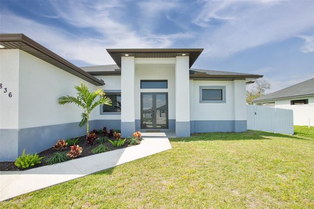 18 NE 11TH LANE, Cape Coral, FL 33909