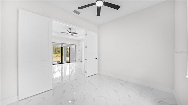 18 NE 11TH LANE, Cape Coral, FL 33909