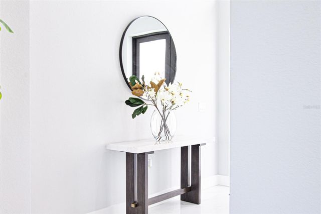 18 NE 11TH LANE, Cape Coral, FL 33909