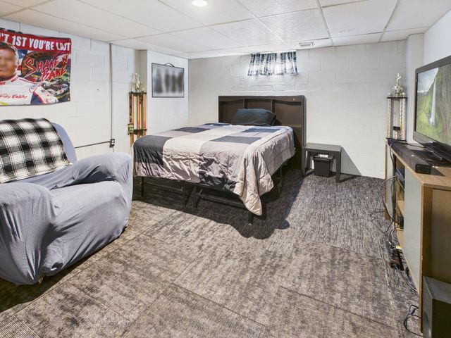 1943 County Road 15, South Point, OH 45680