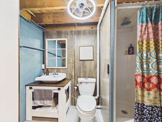 1943 County Road 15, South Point, OH 45680