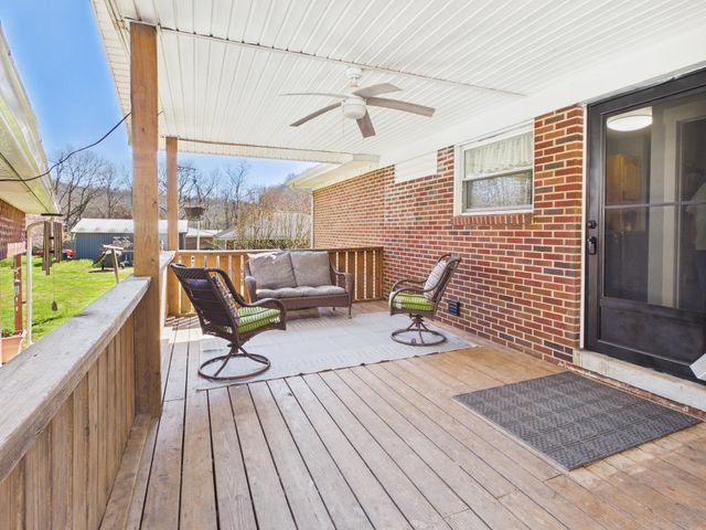 1943 County Road 15, South Point, OH 45680