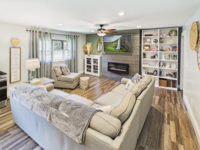 1943 County Road 15, South Point, OH 45680