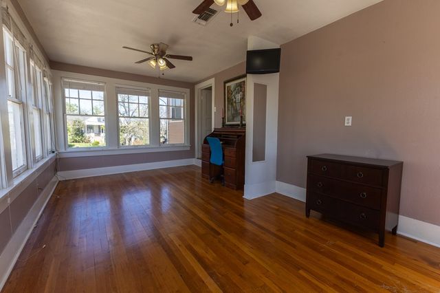 1115 Austin St, Coleman, TX 76834