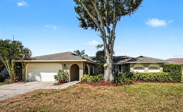 10392 136TH STREET, Largo, FL 33774