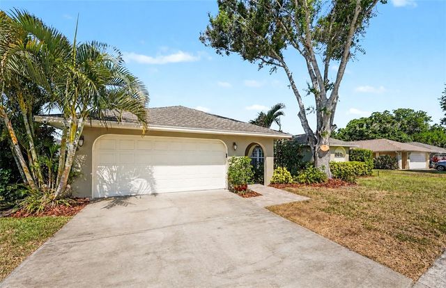 10392 136TH STREET, Largo, FL 33774