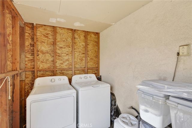 937 Fremont St, Pomona, CA 91766