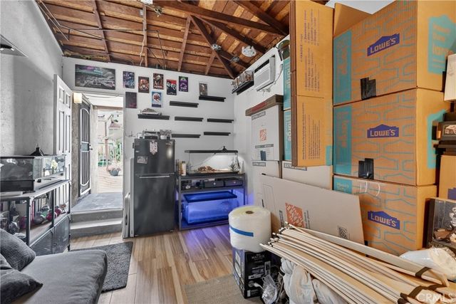 937 Fremont St, Pomona, CA 91766
