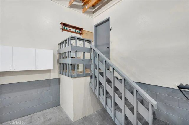 1880 Blackbird Rd., Wrightwood, CA 92397