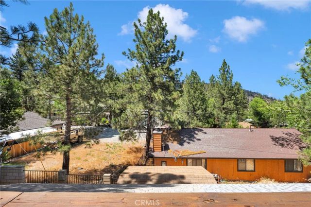 1880 Blackbird Rd., Wrightwood, CA 92397