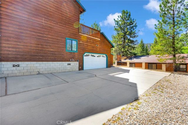 1880 Blackbird Rd., Wrightwood, CA 92397