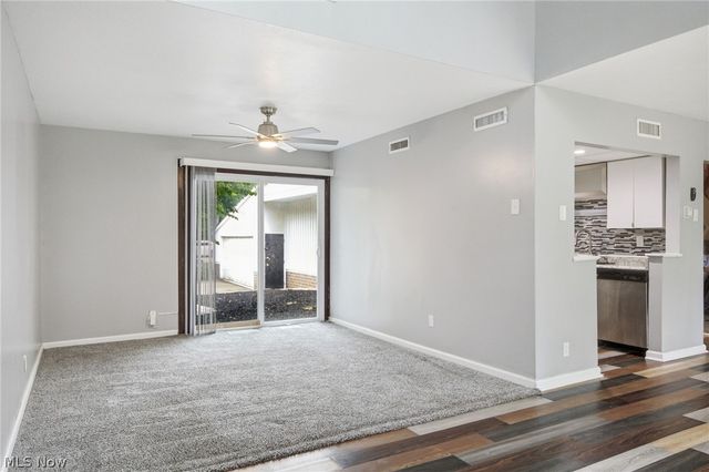 13 Sutton Place, Shaker Heights, OH 44120