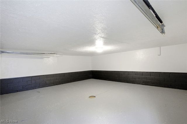 13 Sutton Place, Shaker Heights, OH 44120
