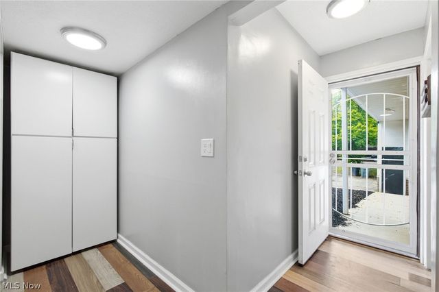 13 Sutton Place, Shaker Heights, OH 44120