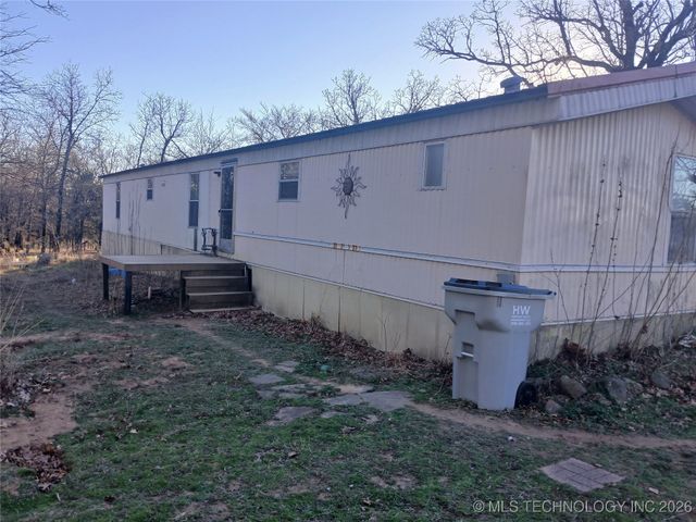 10360 N Sandridge Road, Stigler, OK 74462