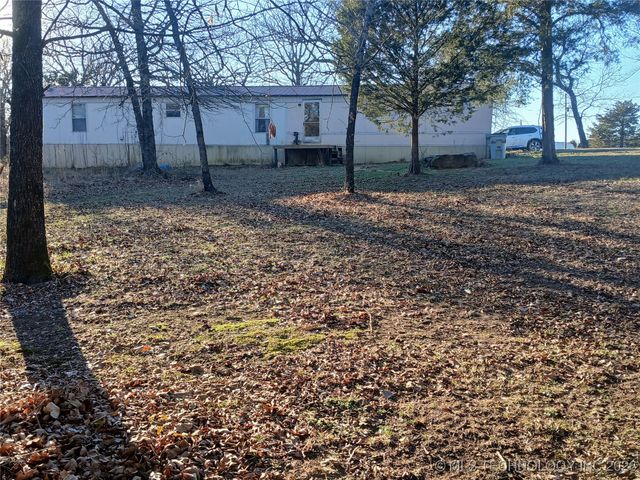 10360 N Sandridge Road, Stigler, OK 74462