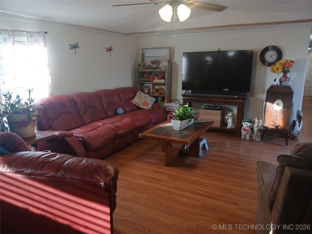 10360 N Sandridge Road, Stigler, OK 74462