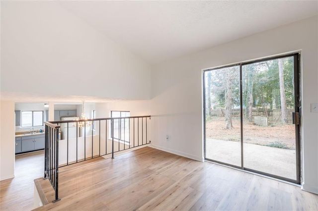 3927 CENTENNIAL Trail, Duluth, GA 30096