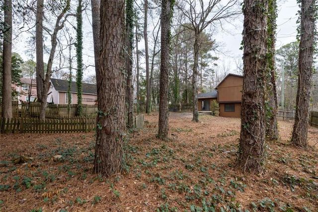 3927 CENTENNIAL Trail, Duluth, GA 30096