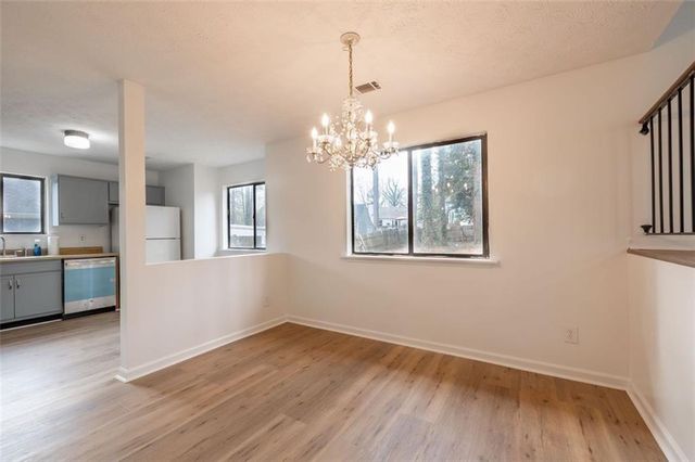 3927 CENTENNIAL Trail, Duluth, GA 30096