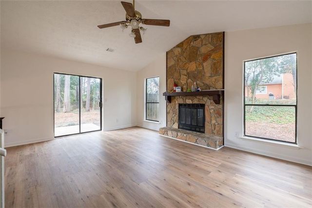 3927 CENTENNIAL Trail, Duluth, GA 30096